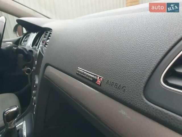 Белый Фольксваген e-Golf, объемом двигателя 0 л и пробегом 130 тыс. км за 8999 $, фото 75 на Automoto.ua