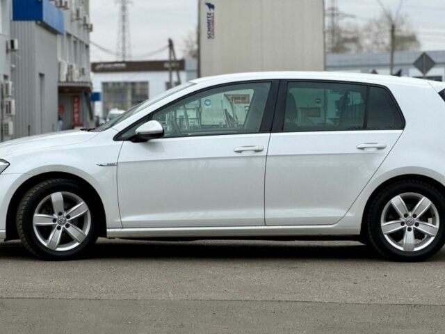 Белый Фольксваген e-Golf, объемом двигателя 0 л и пробегом 97 тыс. км за 9600 $, фото 5 на Automoto.ua