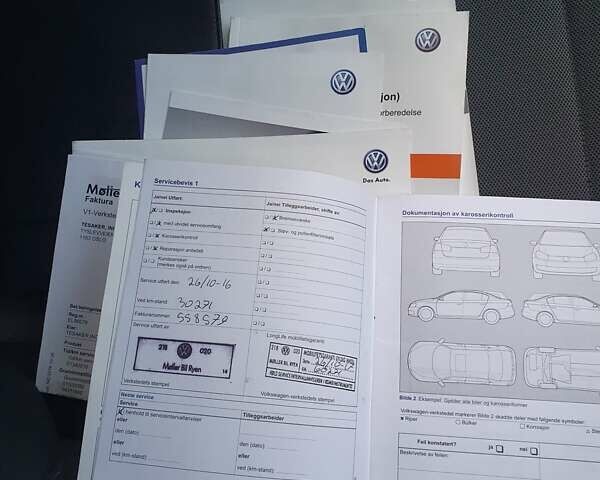 Белый Фольксваген e-Golf, объемом двигателя 0 л и пробегом 130 тыс. км за 8999 $, фото 112 на Automoto.ua