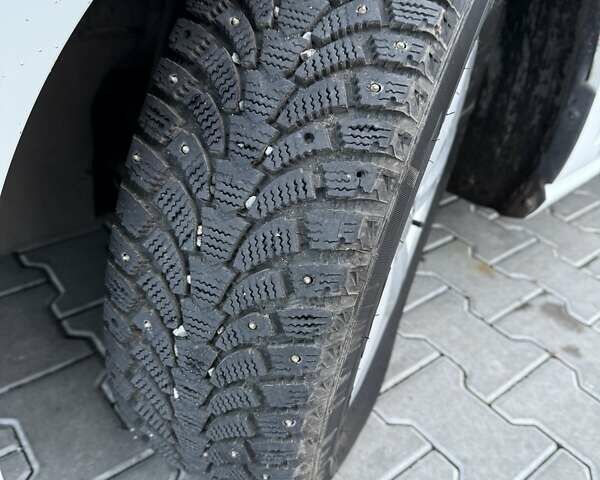 Білий Фольксваген e-Golf, об'ємом двигуна 0 л та пробігом 123 тис. км за 8500 $, фото 8 на Automoto.ua