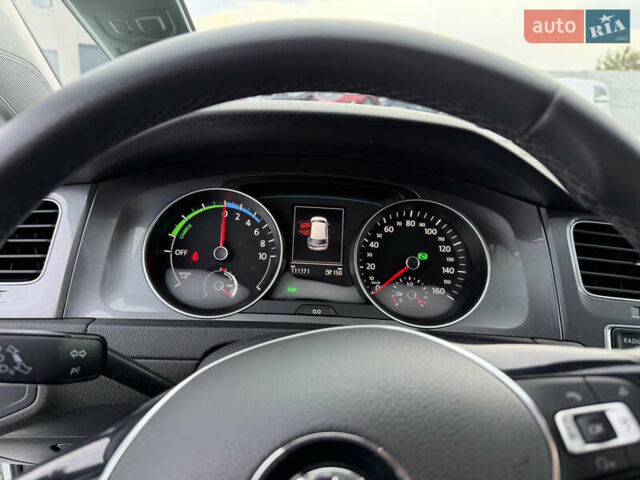 Білий Фольксваген e-Golf, об'ємом двигуна 0 л та пробігом 110 тис. км за 7750 $, фото 18 на Automoto.ua