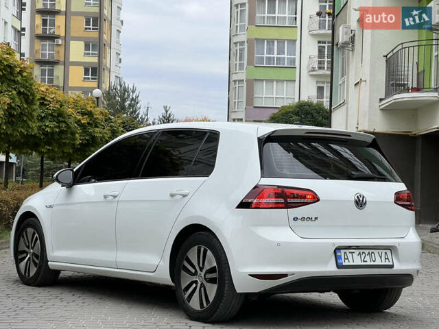 Белый Фольксваген e-Golf, объемом двигателя 0 л и пробегом 142 тыс. км за 7950 $, фото 13 на Automoto.ua