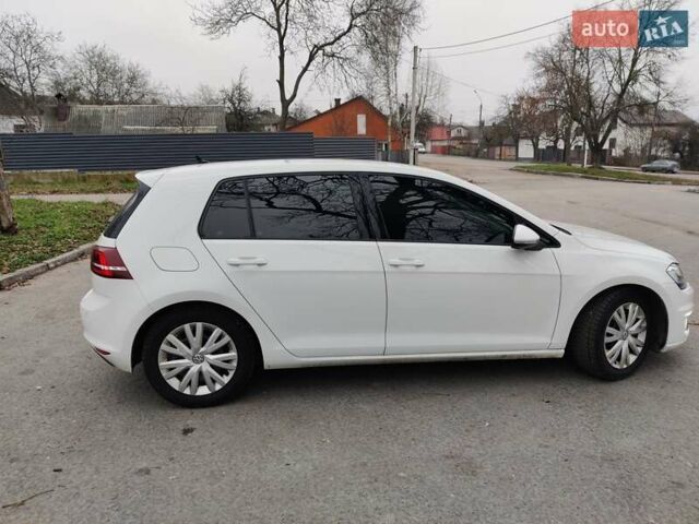 Белый Фольксваген e-Golf, объемом двигателя 0 л и пробегом 144 тыс. км за 8400 $, фото 9 на Automoto.ua