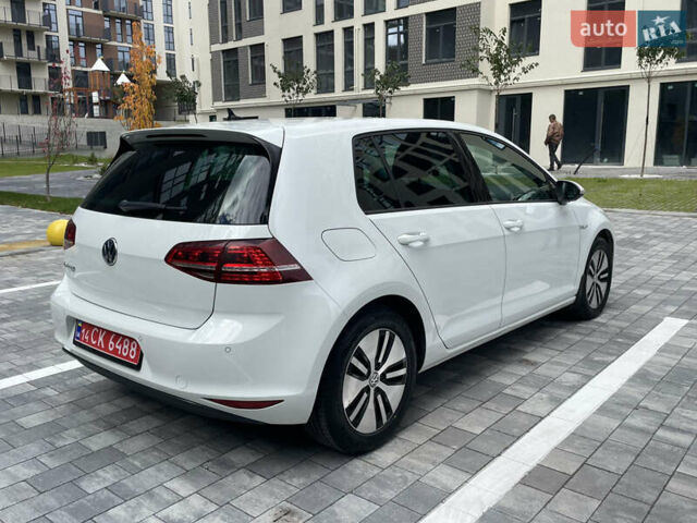 Белый Фольксваген e-Golf, объемом двигателя 0 л и пробегом 91 тыс. км за 8570 $, фото 10 на Automoto.ua