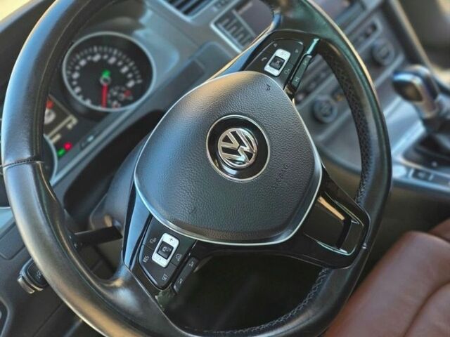 Белый Фольксваген e-Golf, объемом двигателя 0 л и пробегом 158 тыс. км за 9750 $, фото 29 на Automoto.ua