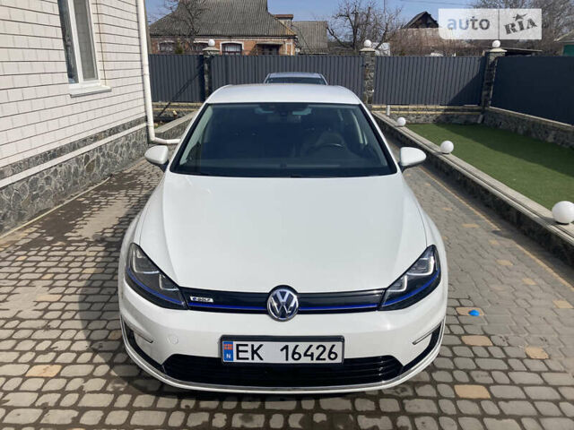 Білий Фольксваген e-Golf, об'ємом двигуна 0 л та пробігом 128 тис. км за 11499 $, фото 31 на Automoto.ua