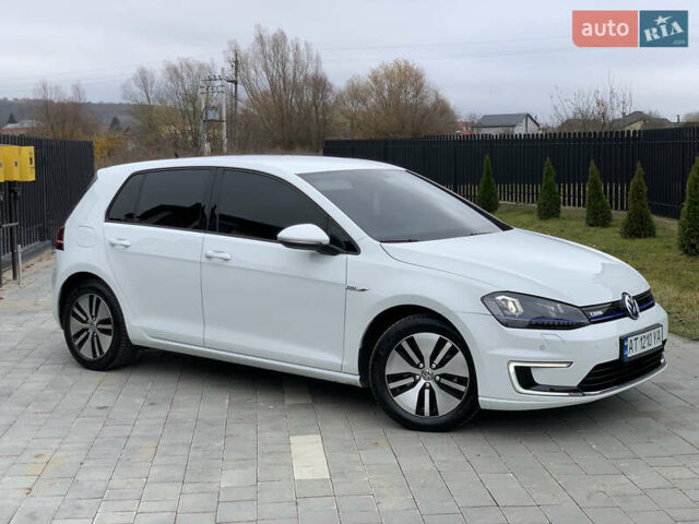 Білий Фольксваген e-Golf, об'ємом двигуна 0 л та пробігом 142 тис. км за 7999 $, фото 39 на Automoto.ua