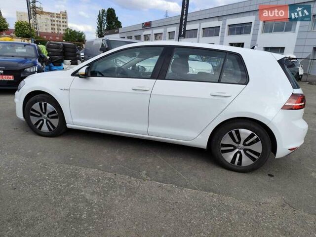 Білий Фольксваген e-Golf, об'ємом двигуна 0 л та пробігом 104 тис. км за 9199 $, фото 11 на Automoto.ua