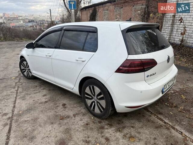 Білий Фольксваген e-Golf, об'ємом двигуна 0 л та пробігом 144 тис. км за 10500 $, фото 3 на Automoto.ua