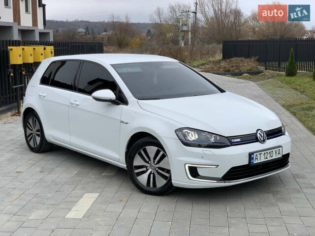 Белый Фольксваген e-Golf, объемом двигателя 0 л и пробегом 142 тыс. км за 8100 $, фото 35 на Automoto.ua