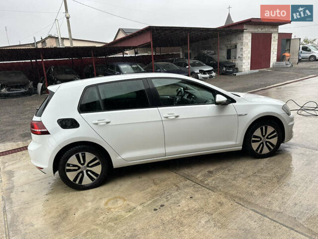Білий Фольксваген e-Golf, об'ємом двигуна 0 л та пробігом 181 тис. км за 8200 $, фото 4 на Automoto.ua