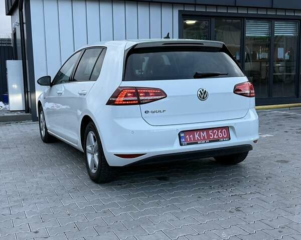 Білий Фольксваген e-Golf, об'ємом двигуна 0 л та пробігом 123 тис. км за 8500 $, фото 12 на Automoto.ua