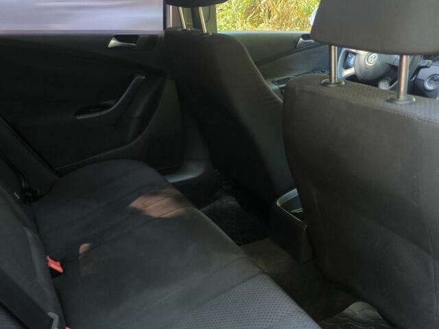 Белый Фольксваген e-Golf, объемом двигателя 0 л и пробегом 132 тыс. км за 8800 $, фото 20 на Automoto.ua