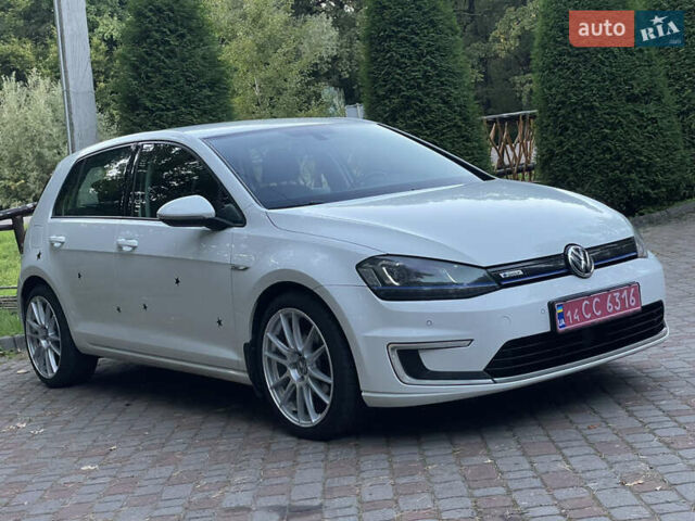 Білий Фольксваген e-Golf, об'ємом двигуна 0 л та пробігом 109 тис. км за 8500 $, фото 4 на Automoto.ua