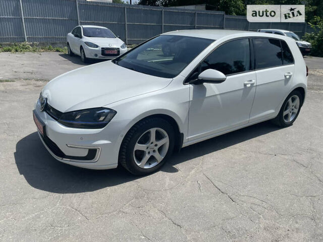 Білий Фольксваген e-Golf, об'ємом двигуна 0 л та пробігом 169 тис. км за 9500 $, фото 9 на Automoto.ua