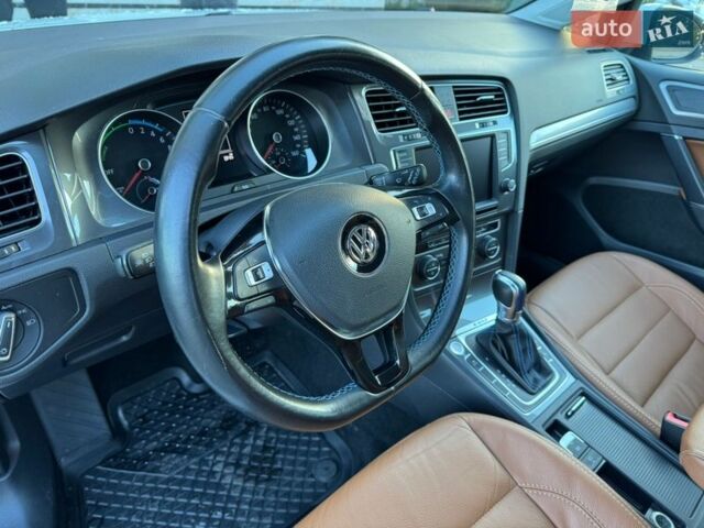 Білий Фольксваген e-Golf, об'ємом двигуна 0 л та пробігом 133 тис. км за 8700 $, фото 30 на Automoto.ua