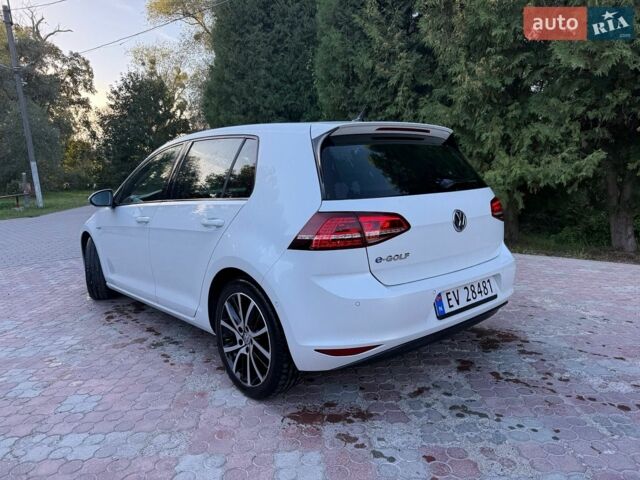 Білий Фольксваген e-Golf, об'ємом двигуна 0 л та пробігом 117 тис. км за 9600 $, фото 6 на Automoto.ua