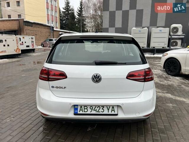 Білий Фольксваген e-Golf, об'ємом двигуна 0 л та пробігом 111 тис. км за 8500 $, фото 12 на Automoto.ua