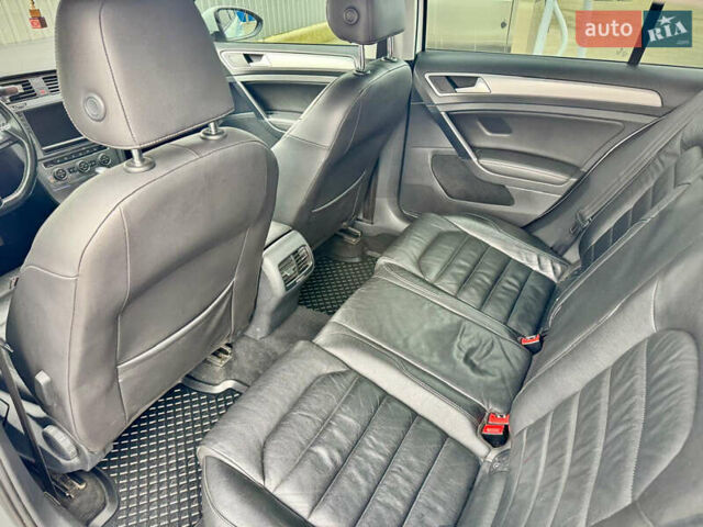 Белый Фольксваген e-Golf, объемом двигателя 0 л и пробегом 195 тыс. км за 8200 $, фото 27 на Automoto.ua