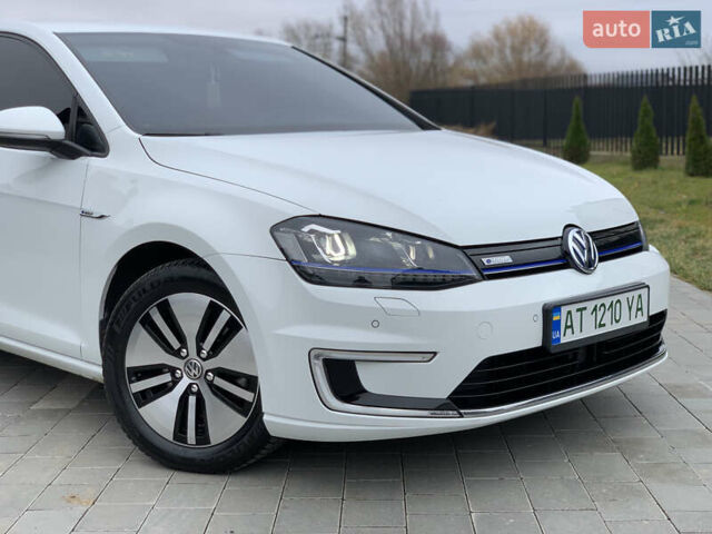 Білий Фольксваген e-Golf, об'ємом двигуна 0 л та пробігом 142 тис. км за 7999 $, фото 28 на Automoto.ua