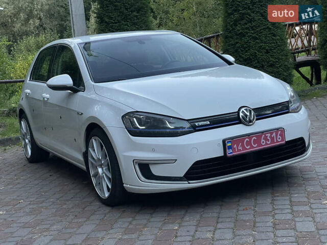 Білий Фольксваген e-Golf, об'ємом двигуна 0 л та пробігом 109 тис. км за 8500 $, фото 1 на Automoto.ua