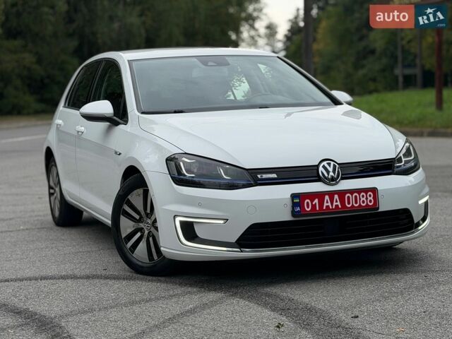Белый Фольксваген e-Golf, объемом двигателя 0 л и пробегом 103 тыс. км за 8650 $, фото 8 на Automoto.ua