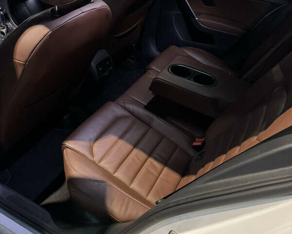 Білий Фольксваген e-Golf, об'ємом двигуна 0 л та пробігом 93 тис. км за 10400 $, фото 11 на Automoto.ua