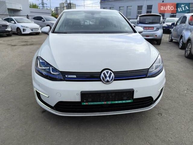 Білий Фольксваген e-Golf, об'ємом двигуна 0 л та пробігом 104 тис. км за 9199 $, фото 3 на Automoto.ua