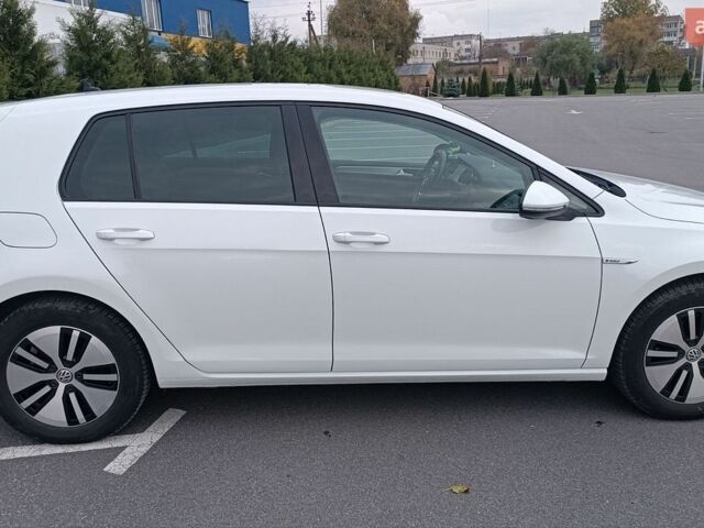 Білий Фольксваген e-Golf, об'ємом двигуна 0 л та пробігом 38 тис. км за 12000 $, фото 2 на Automoto.ua