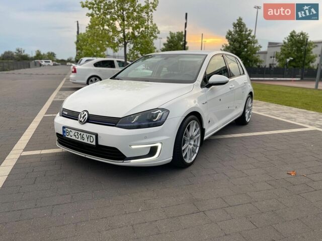 Білий Фольксваген e-Golf, об'ємом двигуна 0 л та пробігом 110 тис. км за 7999 $, фото 16 на Automoto.ua