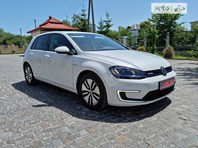 Білий Фольксваген e-Golf, об'ємом двигуна 0 л та пробігом 100 тис. км за 9300 $, фото 7 на Automoto.ua
