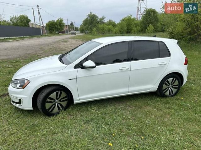 Белый Фольксваген e-Golf, объемом двигателя 0 л и пробегом 68 тыс. км за 8900 $, фото 16 на Automoto.ua