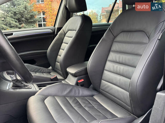 Білий Фольксваген e-Golf, об'ємом двигуна 0 л та пробігом 119 тис. км за 8500 $, фото 11 на Automoto.ua