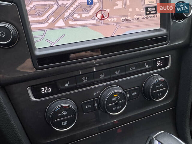 Білий Фольксваген e-Golf, об'ємом двигуна 0 л та пробігом 119 тис. км за 8500 $, фото 13 на Automoto.ua