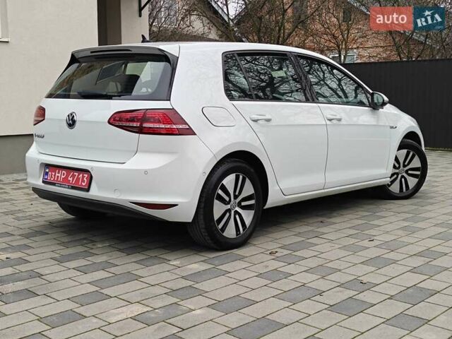 Белый Фольксваген e-Golf, объемом двигателя 0 л и пробегом 148 тыс. км за 7500 $, фото 3 на Automoto.ua