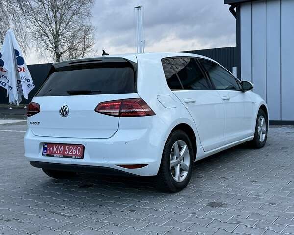 Білий Фольксваген e-Golf, об'ємом двигуна 0 л та пробігом 123 тис. км за 8500 $, фото 15 на Automoto.ua
