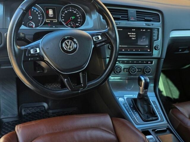 Белый Фольксваген e-Golf, объемом двигателя 0 л и пробегом 158 тыс. км за 9750 $, фото 34 на Automoto.ua