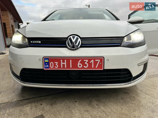 Білий Фольксваген e-Golf, об'ємом двигуна 0 л та пробігом 181 тис. км за 8200 $, фото 12 на Automoto.ua