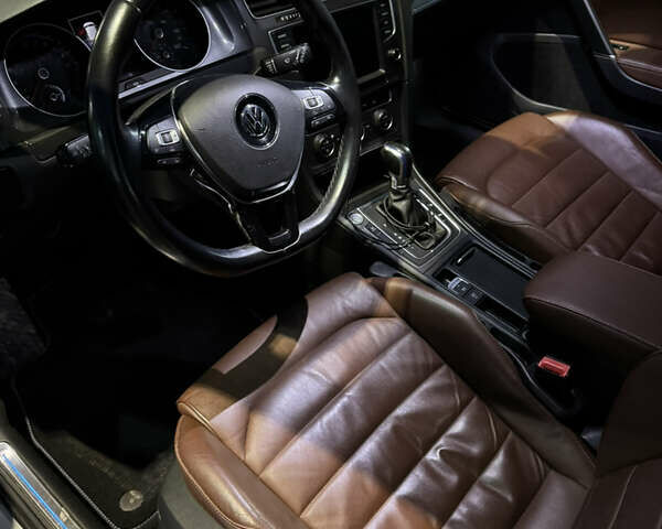 Білий Фольксваген e-Golf, об'ємом двигуна 0 л та пробігом 93 тис. км за 10400 $, фото 6 на Automoto.ua