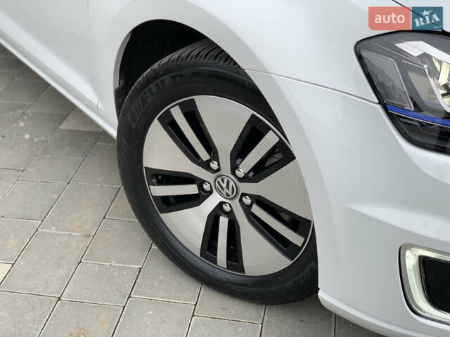 Білий Фольксваген e-Golf, об'ємом двигуна 0 л та пробігом 142 тис. км за 7999 $, фото 41 на Automoto.ua