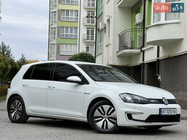 Белый Фольксваген e-Golf, объемом двигателя 0 л и пробегом 142 тыс. км за 7950 $, фото 3 на Automoto.ua