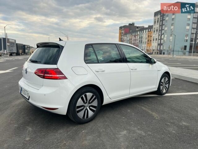 Белый Фольксваген e-Golf, объемом двигателя 0 л и пробегом 109 тыс. км за 9000 $, фото 8 на Automoto.ua