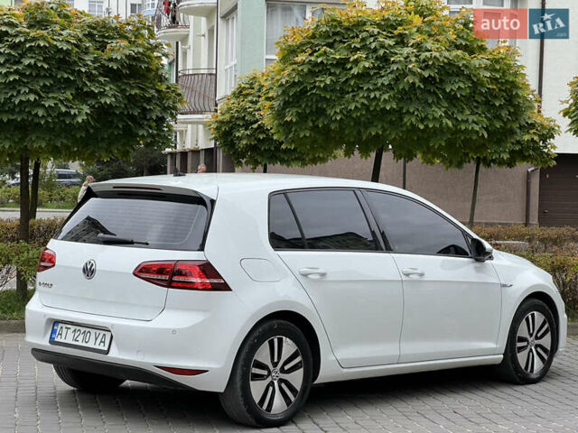 Белый Фольксваген e-Golf, объемом двигателя 0 л и пробегом 142 тыс. км за 7950 $, фото 20 на Automoto.ua