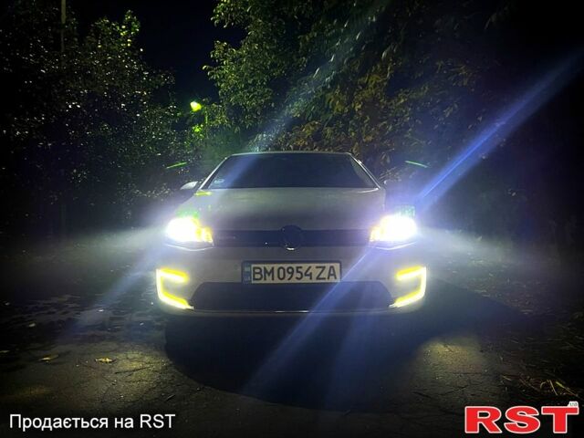 Білий Фольксваген e-Golf, об'ємом двигуна 0 л та пробігом 186 тис. км за 8700 $, фото 9 на Automoto.ua