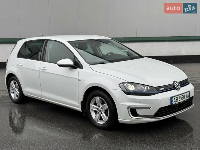 Білий Фольксваген e-Golf, об'ємом двигуна 0 л та пробігом 76 тис. км за 8500 $, фото 1 на Automoto.ua
