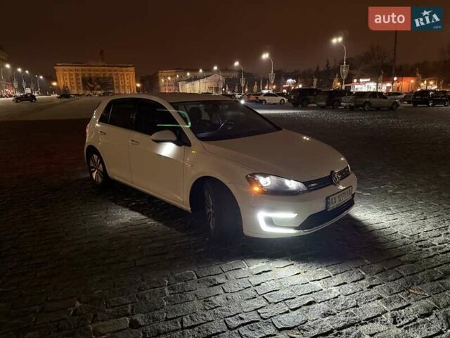 Білий Фольксваген e-Golf, об'ємом двигуна 0 л та пробігом 144 тис. км за 10500 $, фото 24 на Automoto.ua