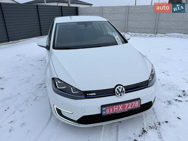 Білий Фольксваген e-Golf, об'ємом двигуна 0 л та пробігом 110 тис. км за 7750 $, фото 4 на Automoto.ua