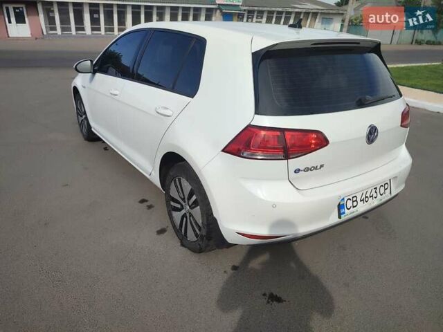 Білий Фольксваген e-Golf, об'ємом двигуна 0 л та пробігом 117 тис. км за 9000 $, фото 8 на Automoto.ua