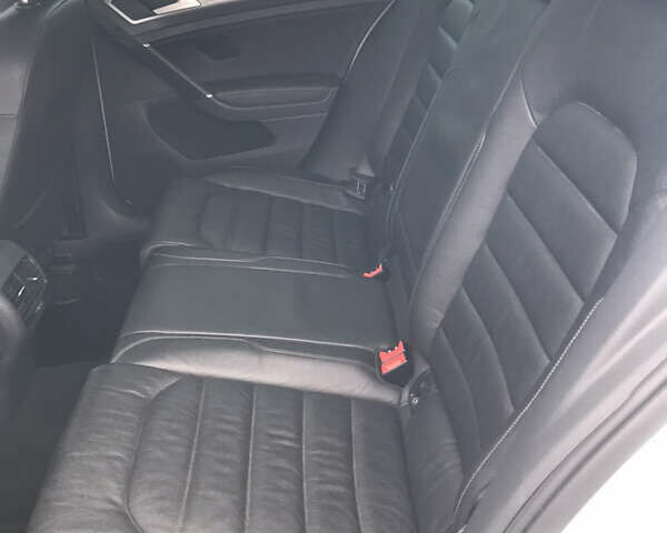 Белый Фольксваген e-Golf, объемом двигателя 0 л и пробегом 116 тыс. км за 8400 $, фото 12 на Automoto.ua