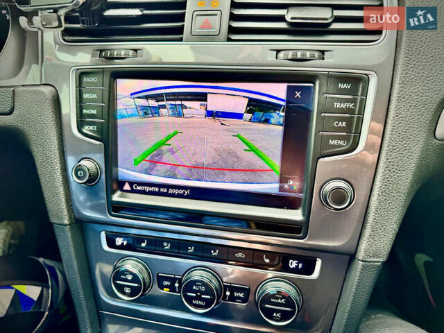 Белый Фольксваген e-Golf, объемом двигателя 0 л и пробегом 195 тыс. км за 8200 $, фото 17 на Automoto.ua